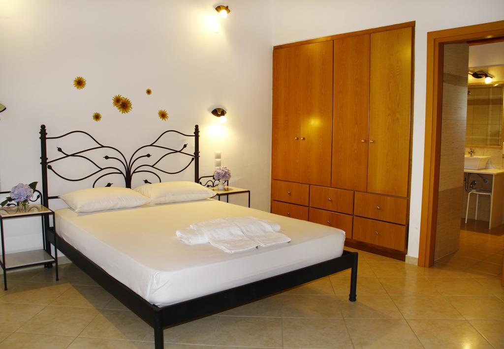 Alisachni Apartment Livadi  ภายนอก รูปภาพ