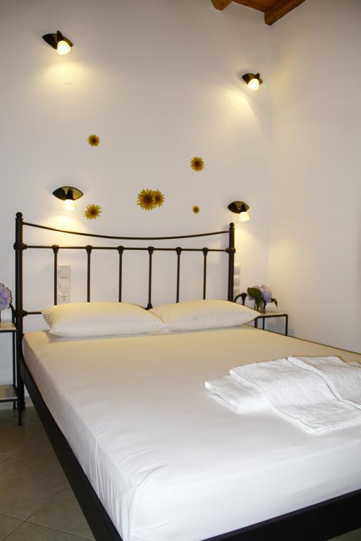 Alisachni Apartment Livadi  ภายนอก รูปภาพ