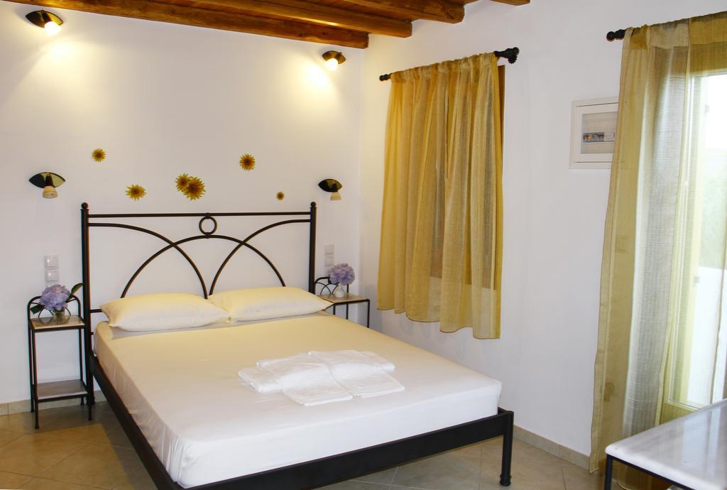 Alisachni Apartment Livadi  ภายนอก รูปภาพ