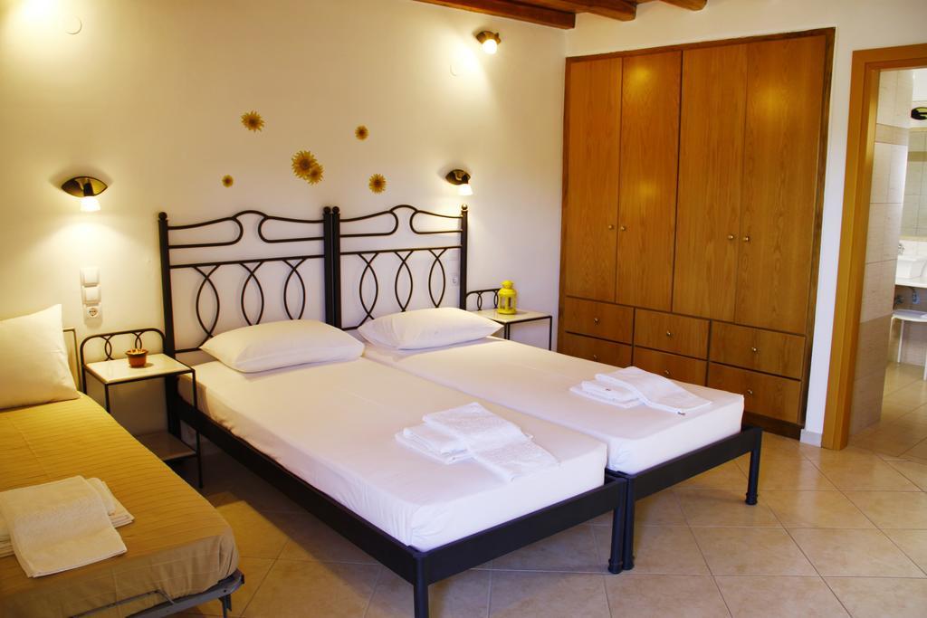 Alisachni Apartment Livadi  ภายนอก รูปภาพ